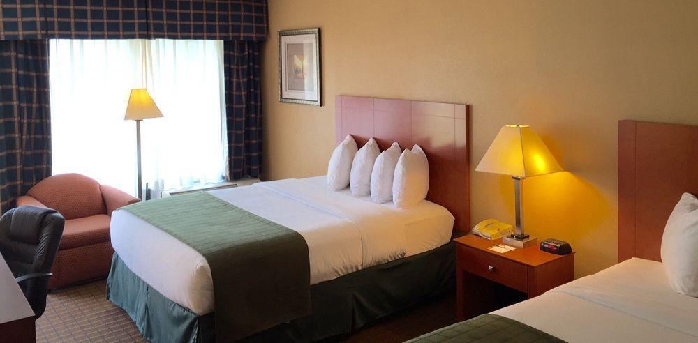 Hotel & 3*